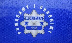 hasło Pomagamy i Chronimy na błękitnym tle